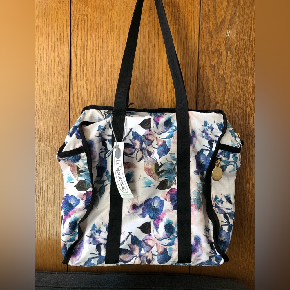 LeSportsac x NIQUEA.D large tote